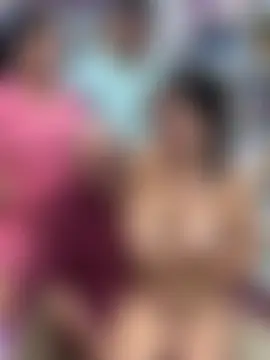 kandaloven Live-seksikameraesitys