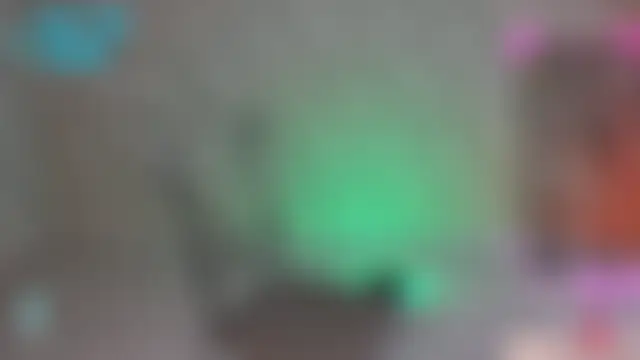 Smallnipplesn Live chat-huone