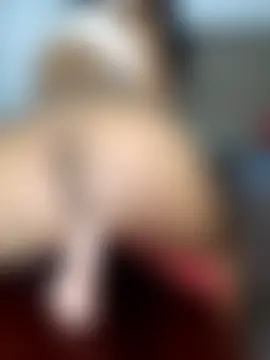 Luhma_hot élő chatszobája