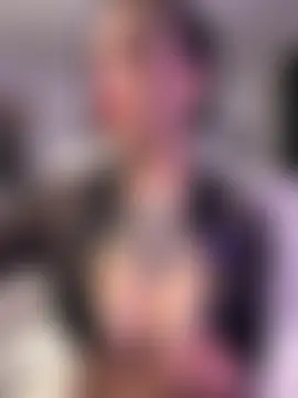 Pokazy przed seks kamerką na żywo – Rae_Lil_White