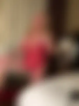 Lenaxox: απευθείας σέξι σόου στην κάμερα