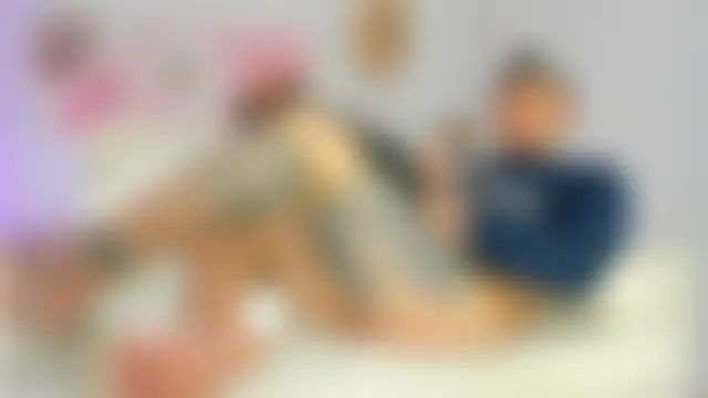 Massimo_Fiore Adlı Modelin Canlı Sohbet Odası