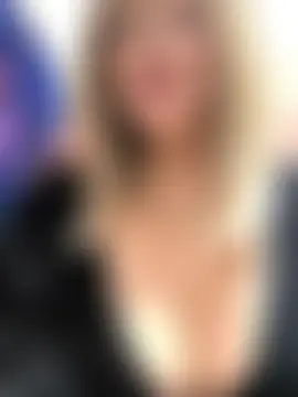 Pertunjukan Kamera Web Katy__A