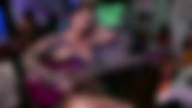 عرض كام CharletteWebb الجنسي المباشر