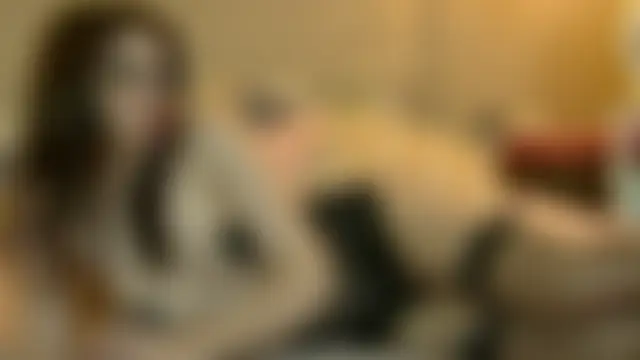 EllieWest Videochat live