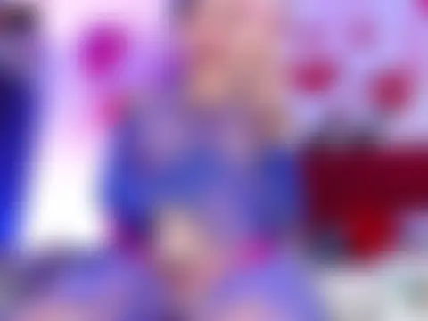 luna_piinkk's Live XXX Chat