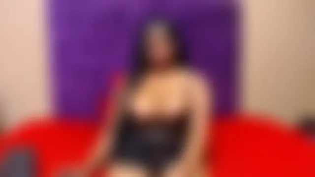 EBONYBUSTYY's Live Webcam Chat