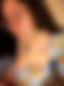 VanesssaMilf_ 现场XXX聊天