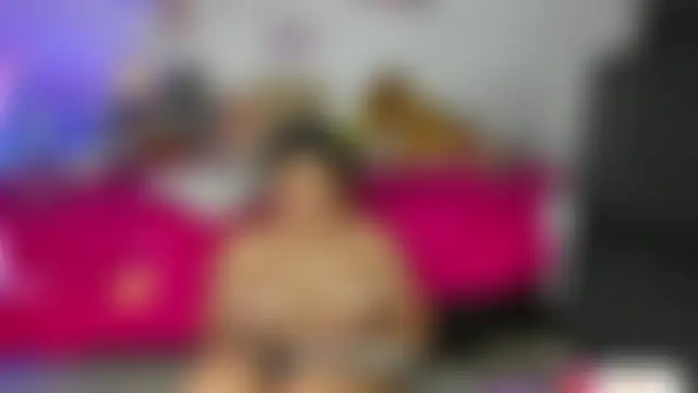 Pucaa_'s Live Webcam Chat