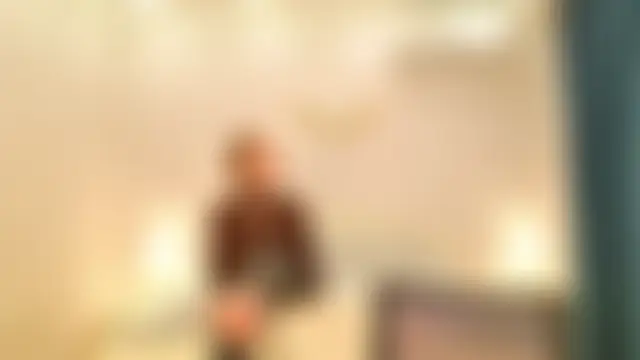 LioraWeissのライブXXXチャット