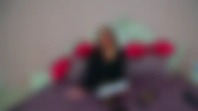 ElinaBellucciのライブXXXチャット