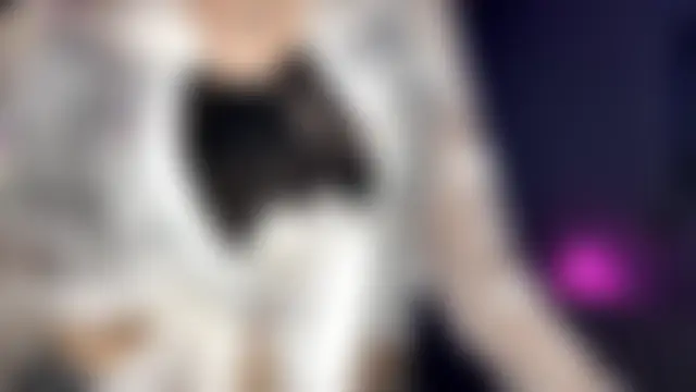 Lia_rise's Live XXX Chat