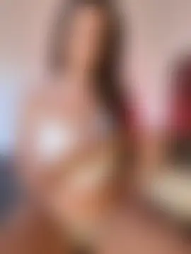 Pokój czatu na żywo – EllaMae