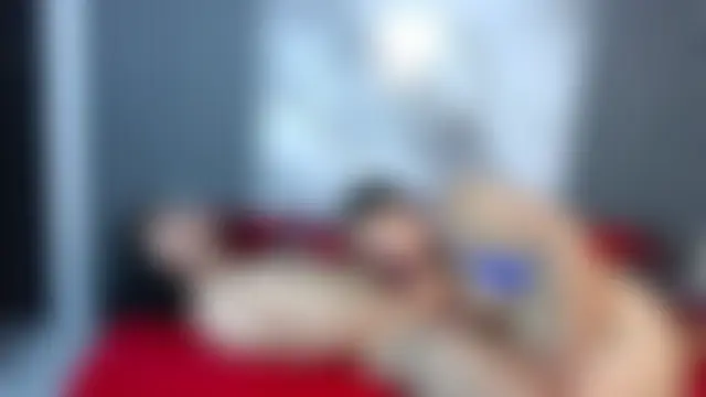 LunandCarlos live XXX chat