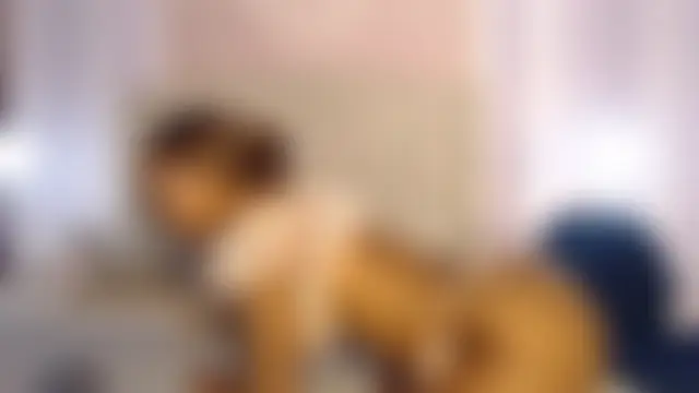 LiaTrainor's Live XXX Chat