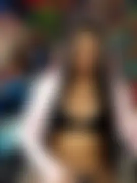 charlottte_wh Chat Room in diretta