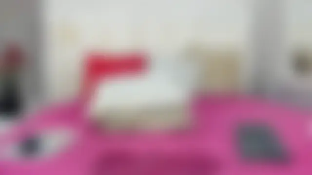 Luciaoregon's Live XXX Chat