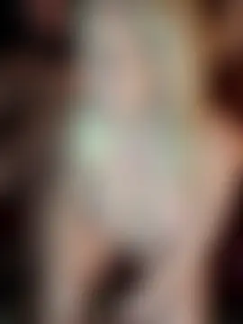 Bouncy-Bella28X live sex-cam show