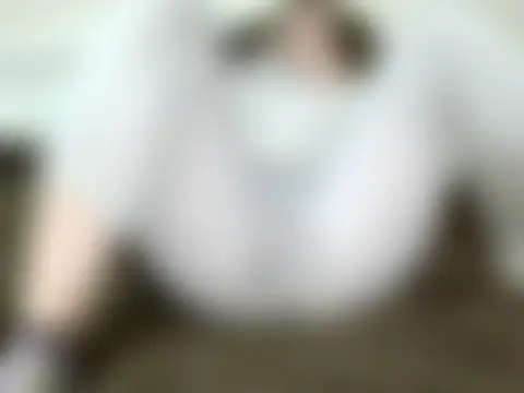 Phòng Chat Trực Tiếp Adelyxveex