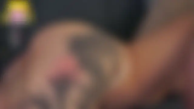 EdlinHargus' Live XXX Chat