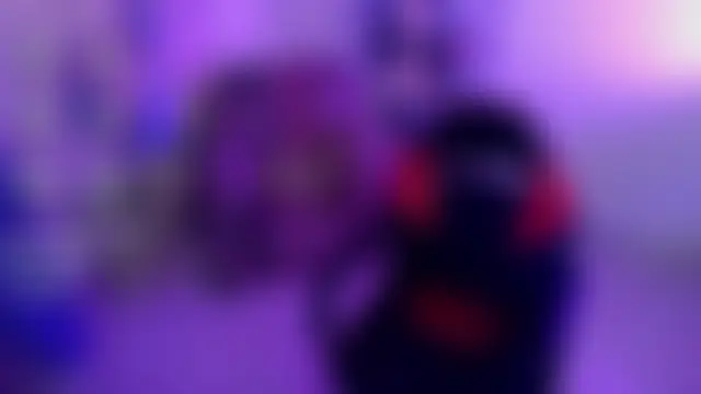 ilayra_smith Chat Room in diretta