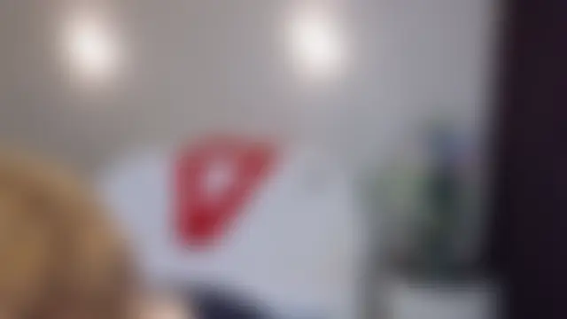 LioraWeiss' Live XXX Chat