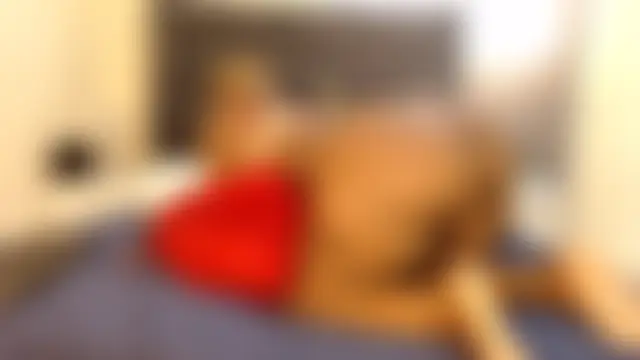 BUBBLEBUTT-CHICK élő XXX-chatje