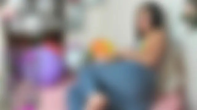 DestinyHills' Live XXX Chat