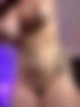 EmmaaCastro's Live XXX Chat