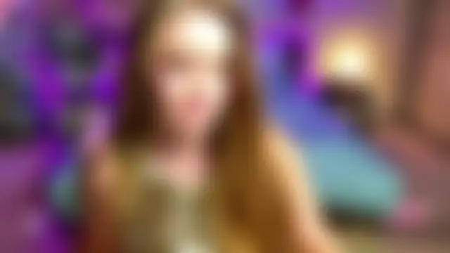 EmilyWhispersn Live XXX chat