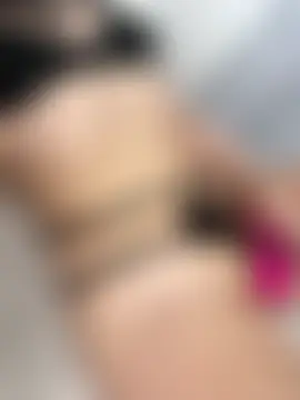 Chatroom XXX en direct de Zyrella