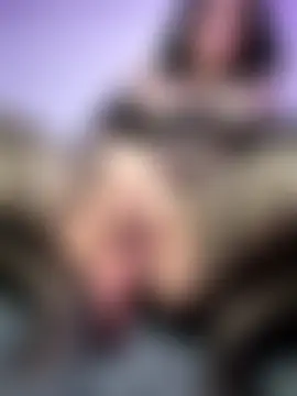 Draculona-666's Webcam Show