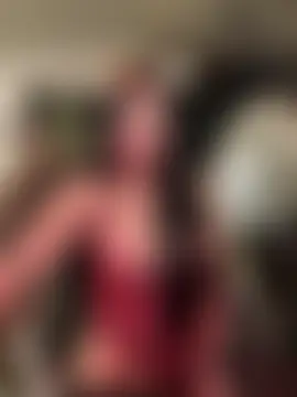 BigDominaMia: вебкам-шоу