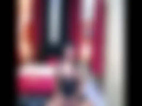 MeatycockSelena: вебкам-шоу