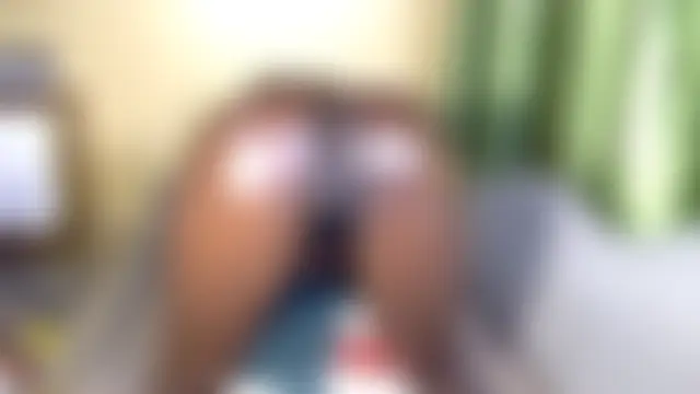 prettycheeky's Live Webcam Show