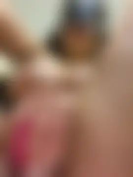 Amberonee31's Live Webcam Show