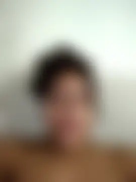 Julia_Pretinha Live XXX-Chat