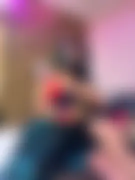 item_GirI Webcam show