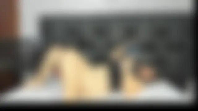 EvelynAndMason Webcam show