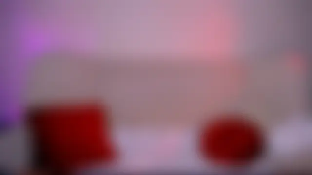 ElenaMonroe's Live Webcam Show