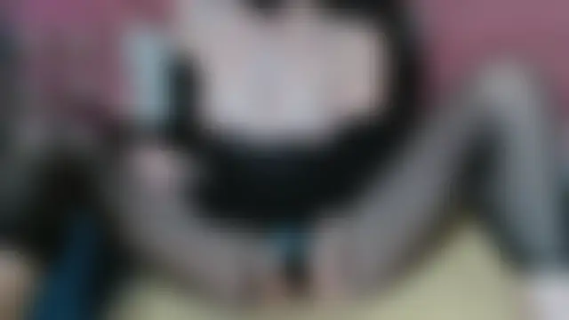 Yllmira's Live XXX Chat