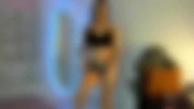 Naughtysofiaa webkamerás műsora