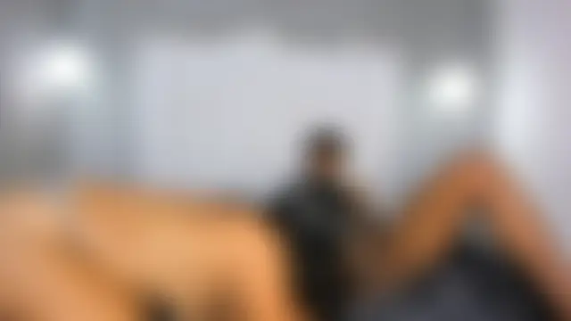 chloe_and_leider – live sex-cam-show