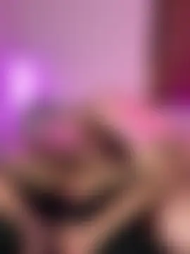 AlphaTwinks' Webcam Show