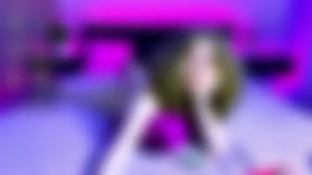 Curly_Girl_Anna's Live Webcam Show