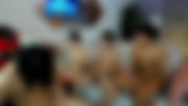 Houseofwarriosのウェブカメラショー