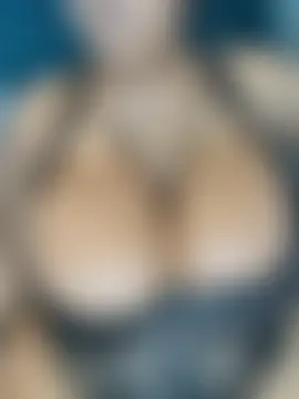 ChubbyTits28's Webcam Show