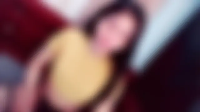 Amomentoflust99 Show in webcam