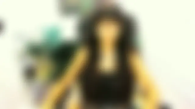 TiffanyYounge 网络视讯表演