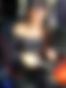 Pokazy przed kamerką – sexy7883